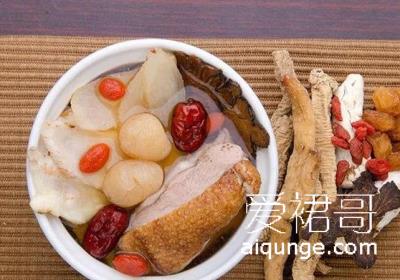 长喝这3款丰胸食谱汤，不想丰满都难