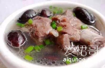 原来吃这四个菜也能丰胸